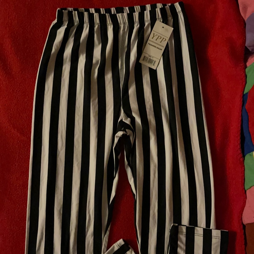 Fun Striped leggings.  Never worn.